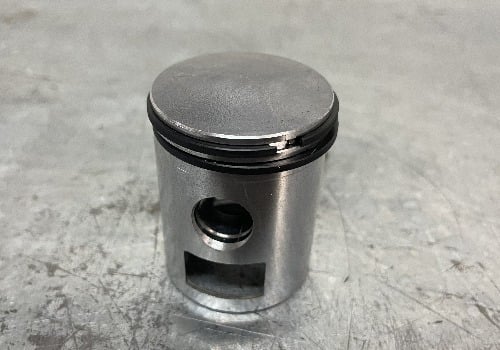 Anillos de pistón del motor AV 7