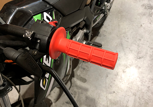 red MX grip handles