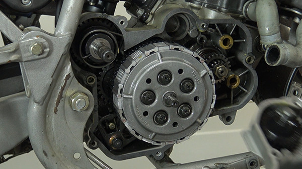 step 23 tuto change clutch derbi euro 2