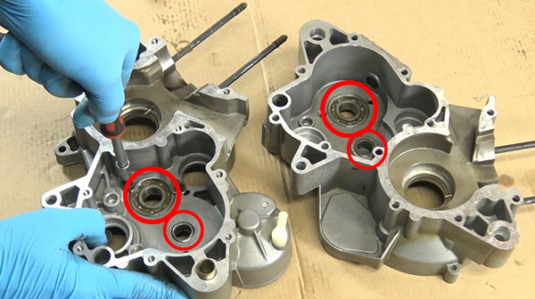 step 1b tutorial disassemble gearbox bearings derbi euro 2