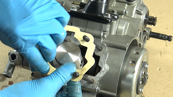 step 40 tutorial disassemble gearbox bearings derbi euro 2