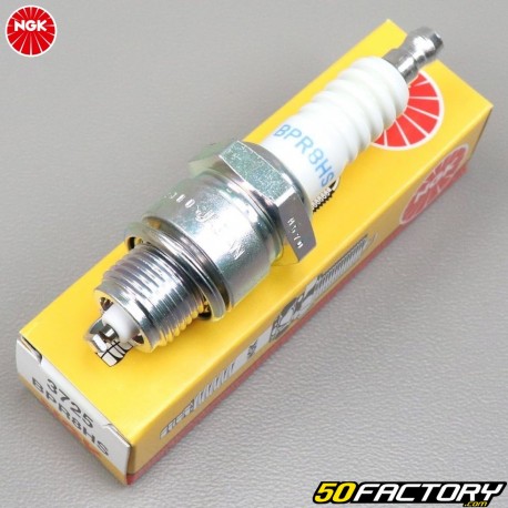 Spark plug NGK BPR8HS (BPR8HIX Iridium equivalent)