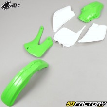 Kawasaki KX XNUMX kit de plástico (XNUMX) UFO  verde e branco